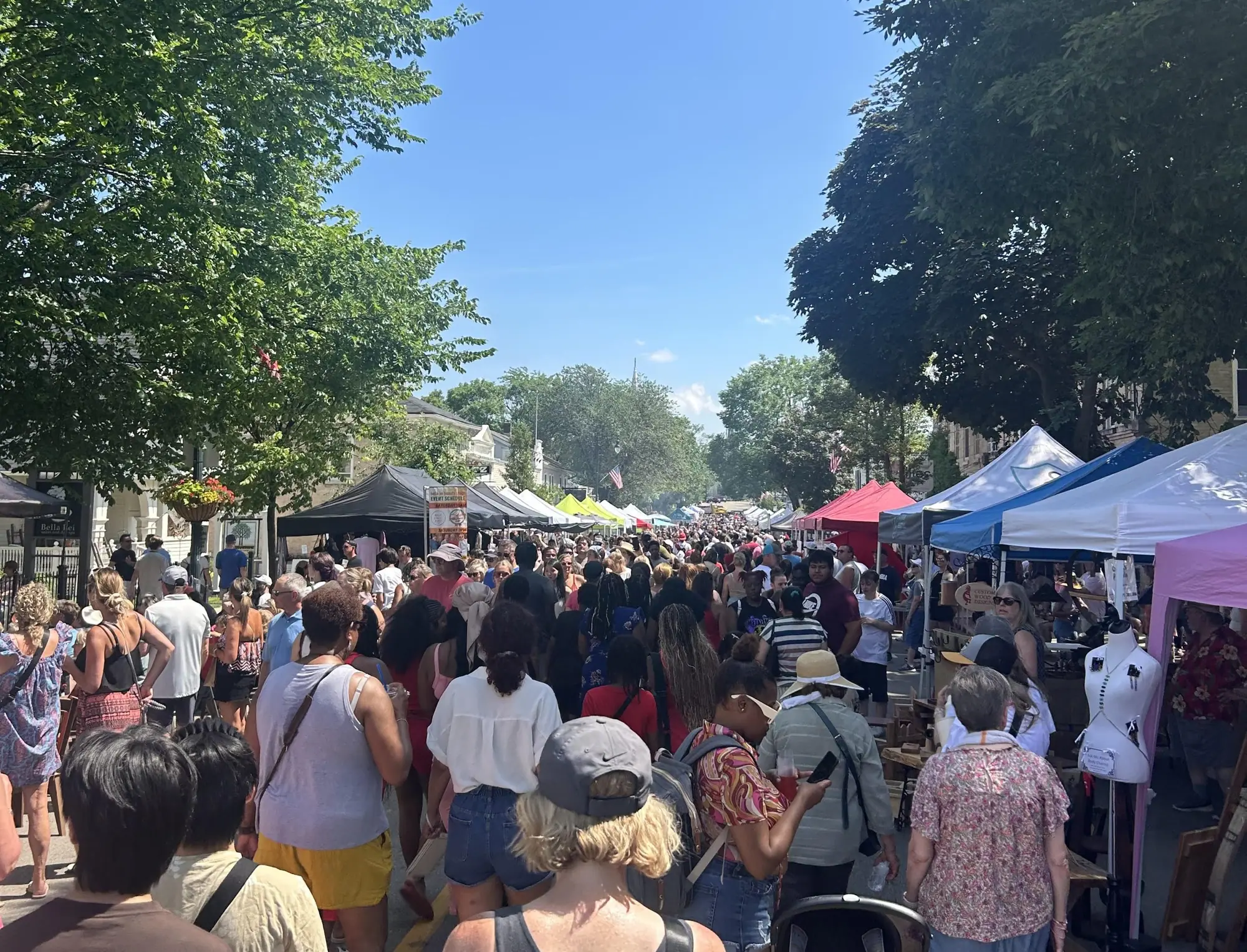 The Der Hoffskeller summer festival at the coffee barn